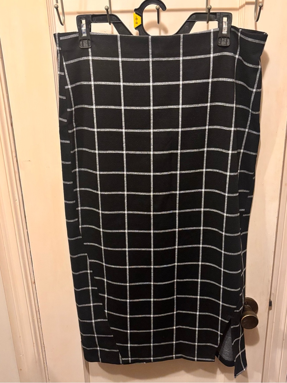 14th & Union Italian-Made Windowpane Grid Midi Pencil Skirt — Black/White